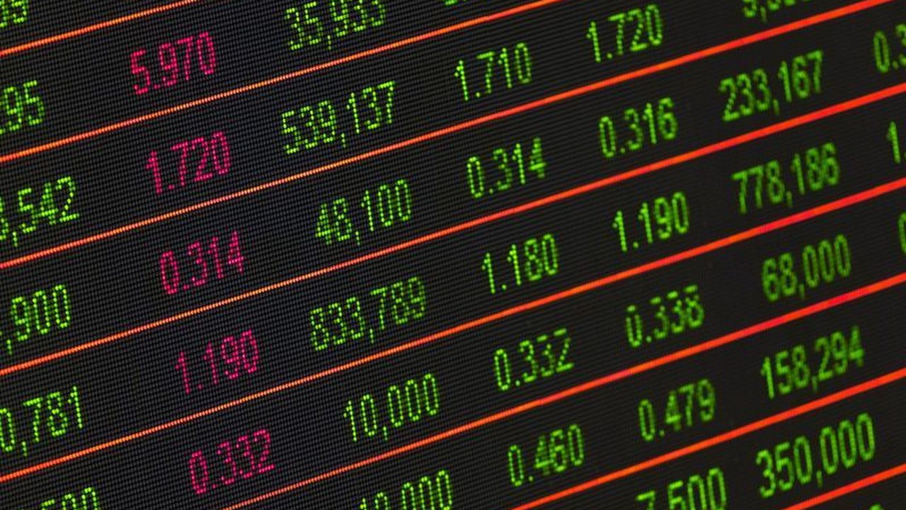 Stock market ticker board
